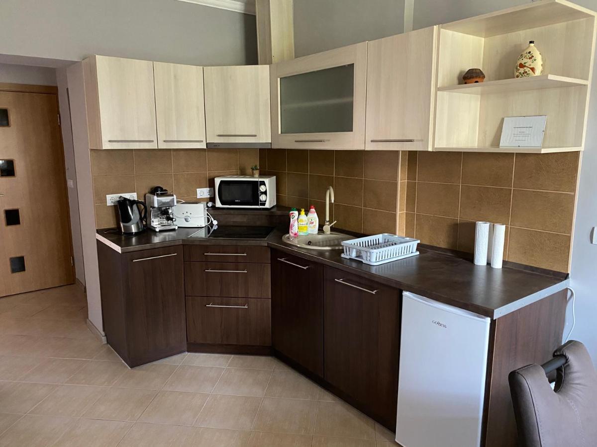 Platan Apartman Apartment Hajduszoboszlo Ngoại thất bức ảnh